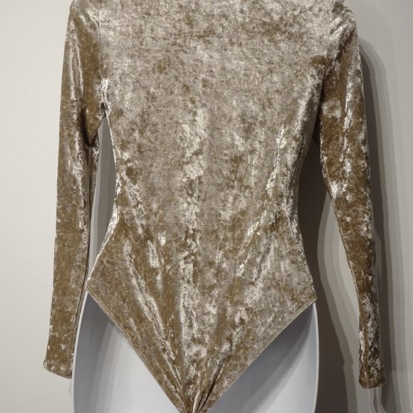 BLANK NYC  Beige Crushed Velvet Knotted Long Sleeve Bodysuit Sz S NWT 198 - Picture 5 of 9